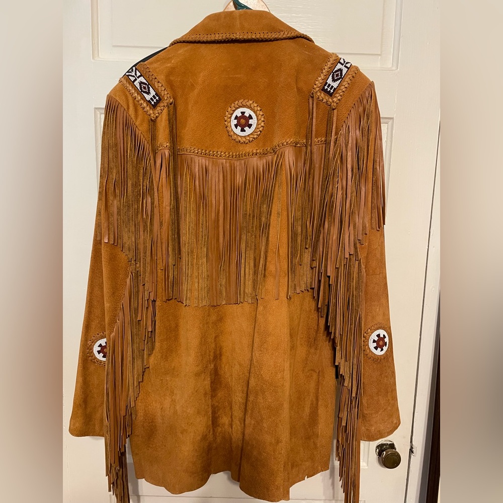 Size 44 Scully fringed leather jacket.